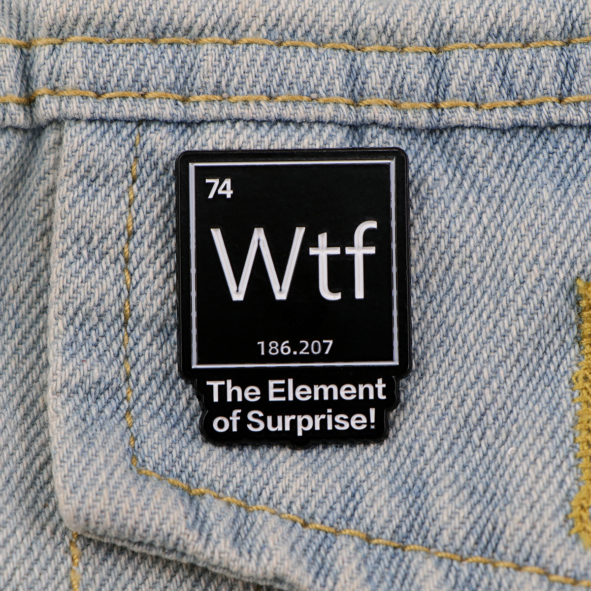 Chemical Element 74 Enamel Pin – обзор и цена Science Bob